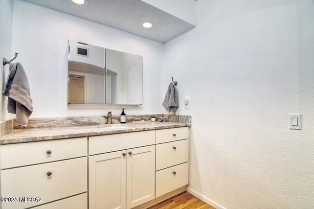 14582 N Alamo Canyon Drive, Oro Valley, AZ 85755