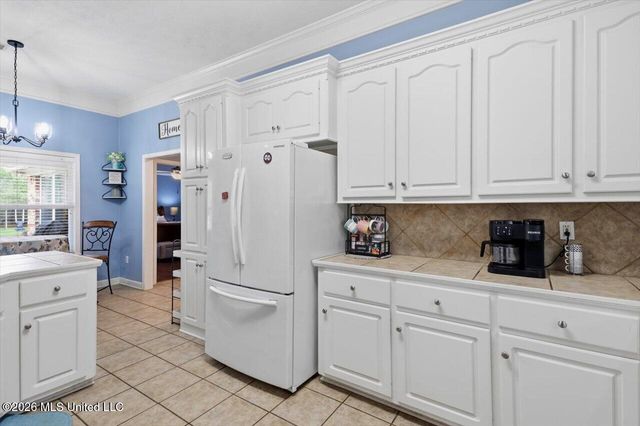 261 Cherry Bark Drive, Brandon, MS 39047