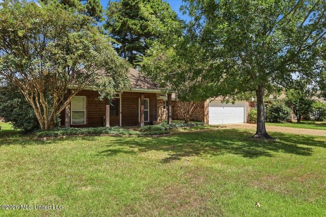 261 Cherry Bark Drive, Brandon, MS 39047