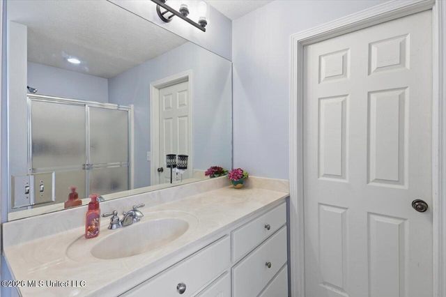 261 Cherry Bark Drive, Brandon, MS 39047