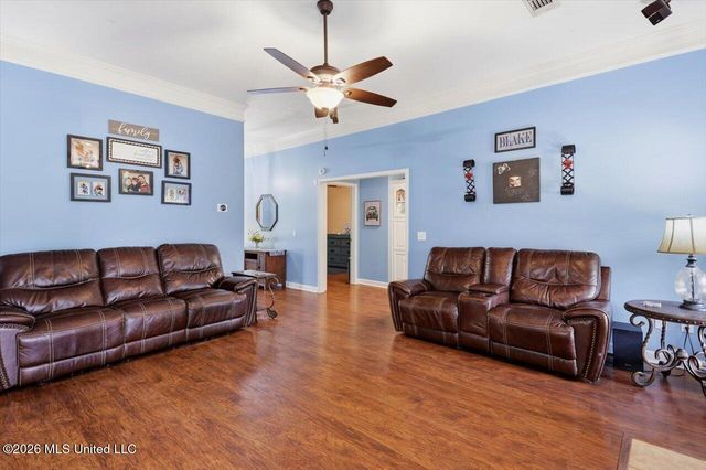 261 Cherry Bark Drive, Brandon, MS 39047