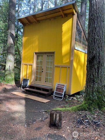 431 N Mt Seattle Way, Hoodsport, WA 98548