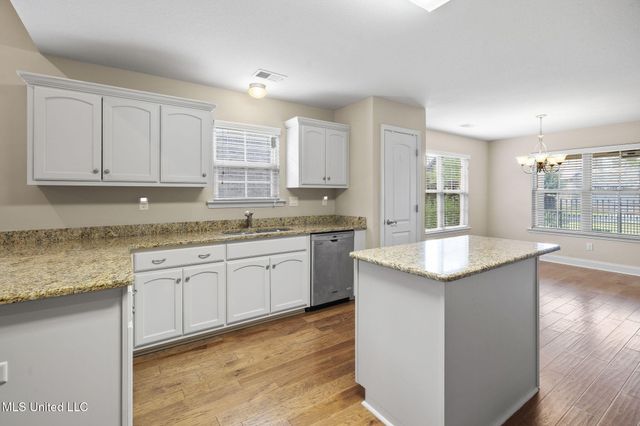 5921 Foxdale Loop, Southaven, MS 38672