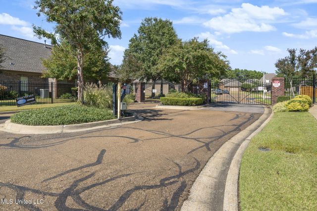 5921 Foxdale Loop, Southaven, MS 38672