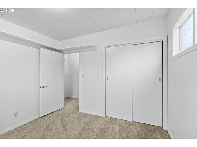 331 Ne LAUREL Ave, Myrtle Creek, OR 97457