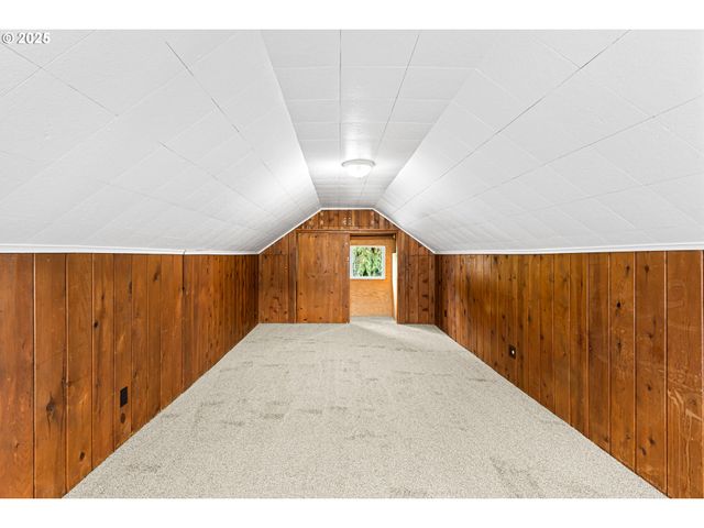 331 Ne LAUREL Ave, Myrtle Creek, OR 97457