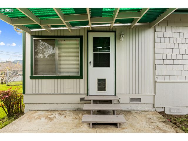 331 Ne LAUREL Ave, Myrtle Creek, OR 97457