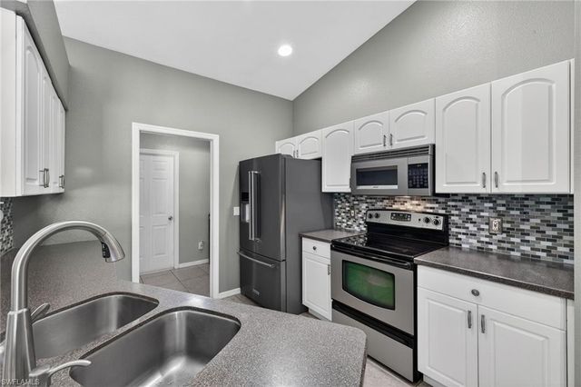 3807 SW 6TH AVE, Cape Coral, FL 33914