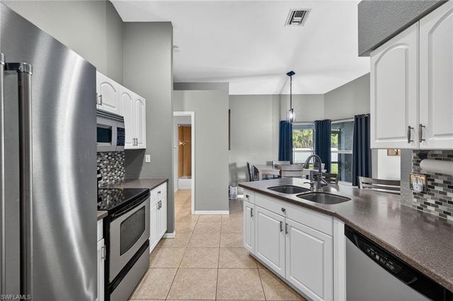 3807 SW 6TH AVE, Cape Coral, FL 33914