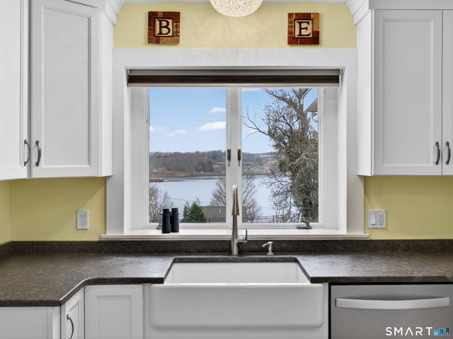 76 Starr Hill Road, Groton, CT 06340