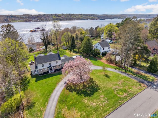 76 Starr Hill Road, Groton, CT 06340