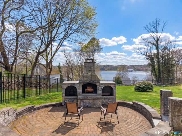 76 Starr Hill Road, Groton, CT 06340