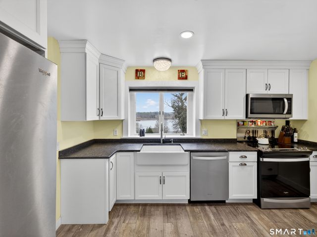 76 Starr Hill Road, Groton, CT 06340