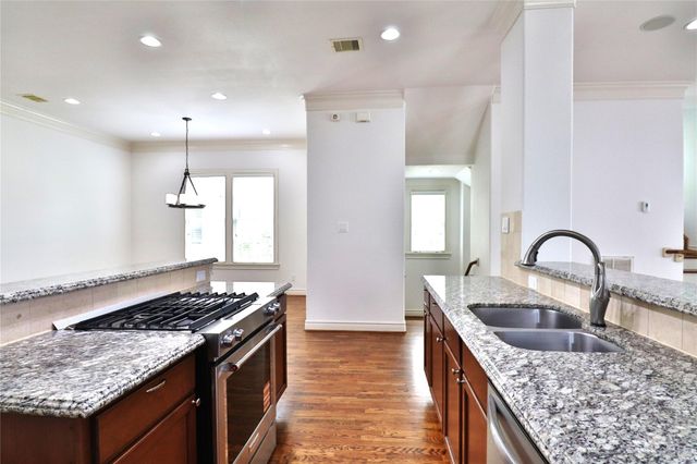 3257 Maxroy Street, Houston, TX 77008