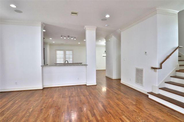 3257 Maxroy Street, Houston, TX 77008