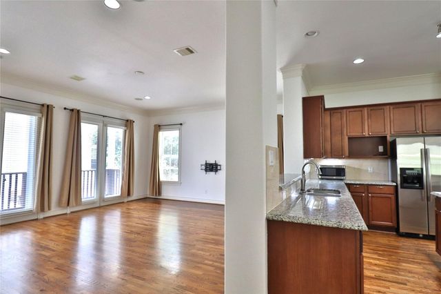3257 Maxroy Street, Houston, TX 77008