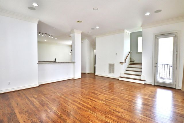 3257 Maxroy Street, Houston, TX 77008