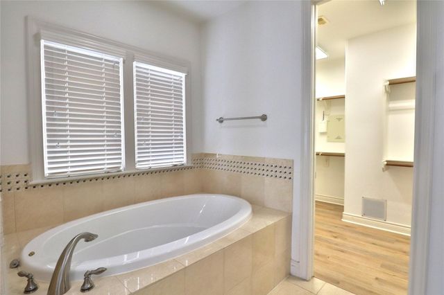 3257 Maxroy Street, Houston, TX 77008