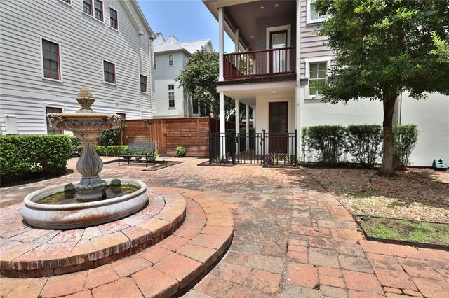 3257 Maxroy Street, Houston, TX 77008