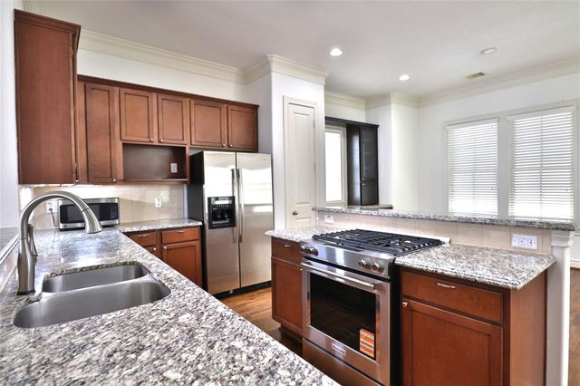 3257 Maxroy Street, Houston, TX 77008