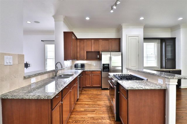 3257 Maxroy Street, Houston, TX 77008