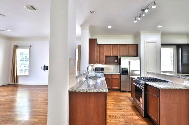 3257 Maxroy Street, Houston, TX 77008
