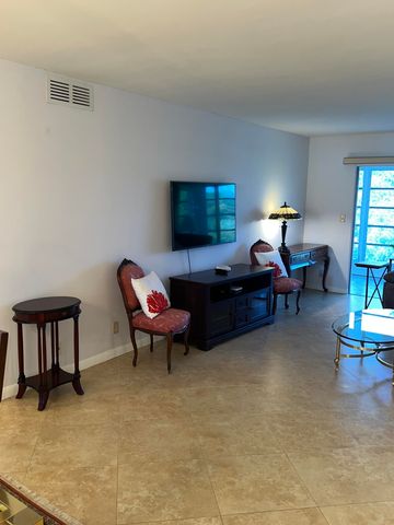 2202 Lucaya Bend C4, Coconut Creek, FL 33066