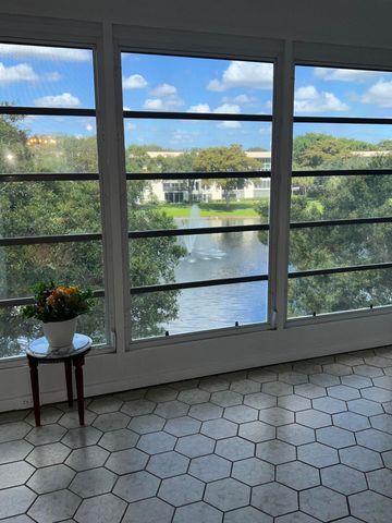 2202 Lucaya Bend C4, Coconut Creek, FL 33066