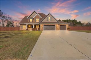 206 Leland Lane, Raeford, NC 28376