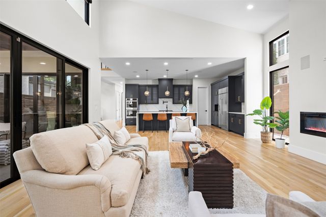 7210 Robin Road, Dallas, TX 75209