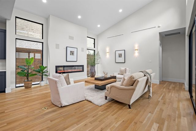 7210 Robin Road, Dallas, TX 75209
