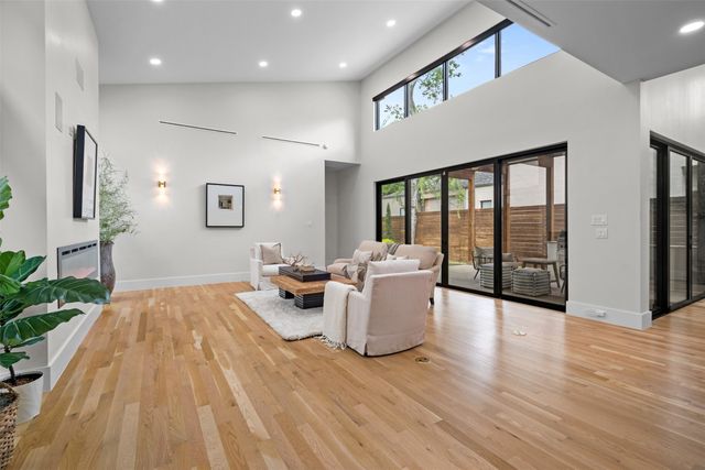 7210 Robin Road, Dallas, TX 75209