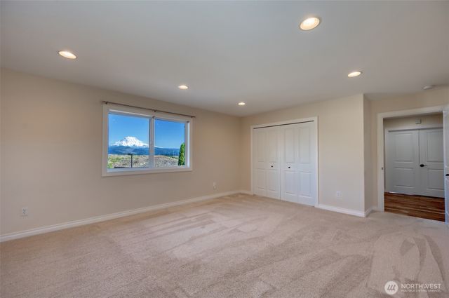 13608 175th Street Ct E, Puyallup, WA 98374