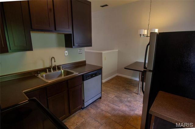 2216 Cherokee Street 2nd Floor, St Louis, MO 63118