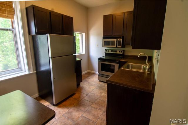 2216 Cherokee Street 2nd Floor, St Louis, MO 63118