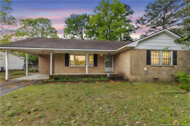 5511 Mesa Drive, Fayetteville, NC 28303