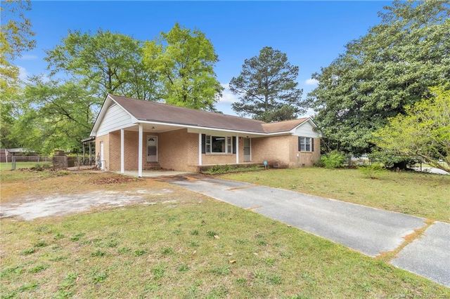 5511 Mesa Drive, Fayetteville, NC 28303