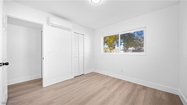 105 Oregon RD N, Lehigh Acres, FL 33936