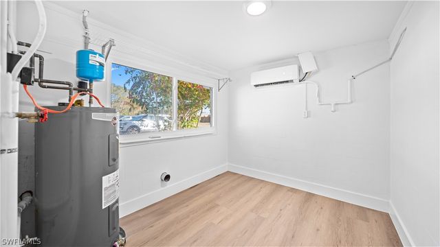 105 Oregon RD N, Lehigh Acres, FL 33936