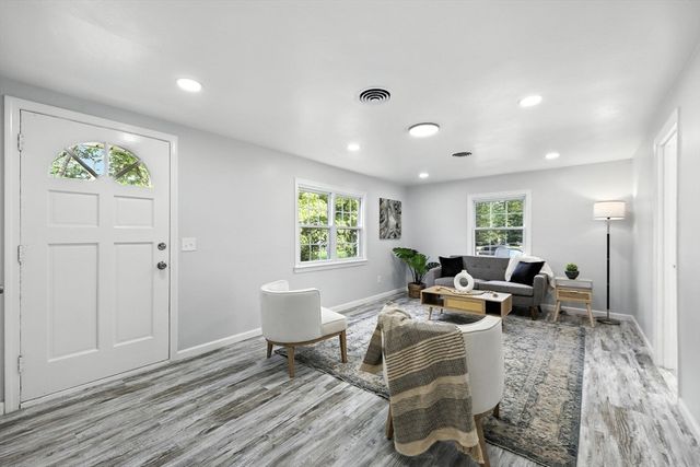 73 Timber Lane, Springfield, MA 01119