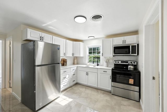 73 Timber Lane, Springfield, MA 01119