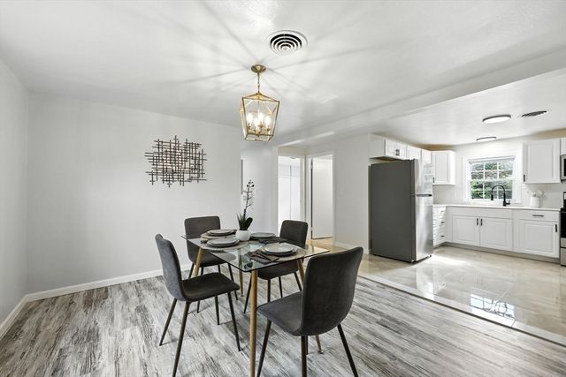 73 Timber Lane, Springfield, MA 01119