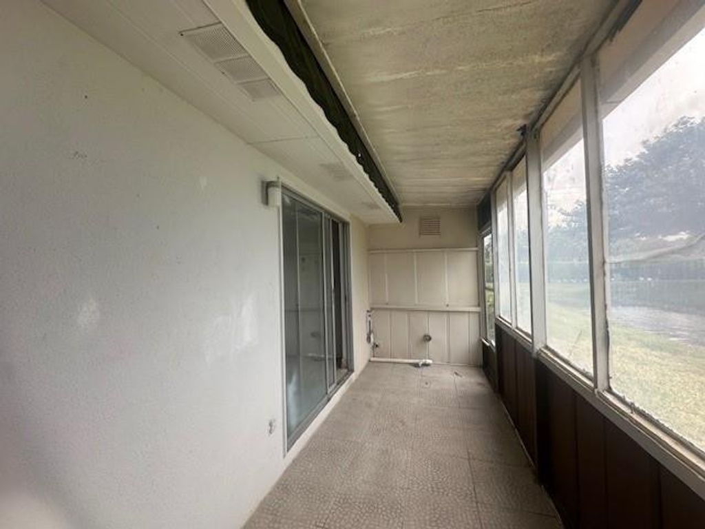 Image 15 of property listing at 126 Seville 126, Delray Beach, FL 33446