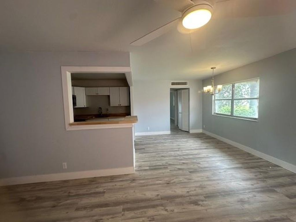 Image 25 of property listing at 126 Seville 126, Delray Beach, FL 33446