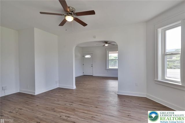 1660 Main Street, Hellertown Boro, PA 18055