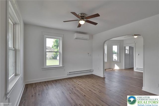 1660 Main Street, Hellertown Boro, PA 18055