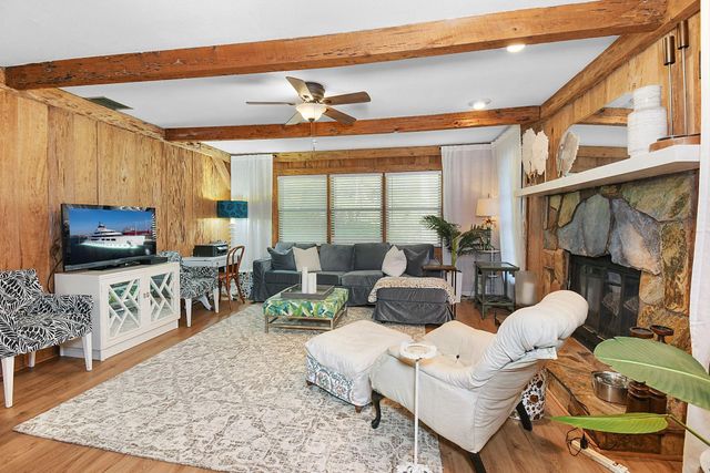 5654 SE Orange Blossom Trail, Hobe Sound, FL 33455