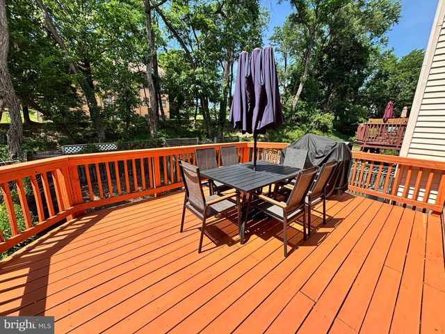 24 LAURENCE BROOKE RD, Catonsville, MD 21228