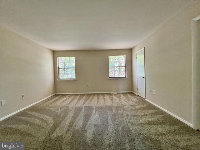 24 LAURENCE BROOKE RD, Catonsville, MD 21228