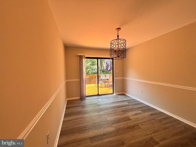 24 LAURENCE BROOKE RD, Catonsville, MD 21228